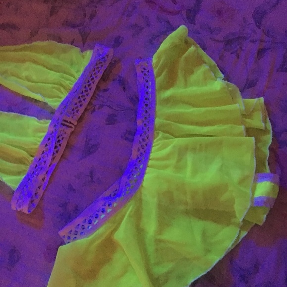 Neon green rave outfit - Picture 4 of 4
